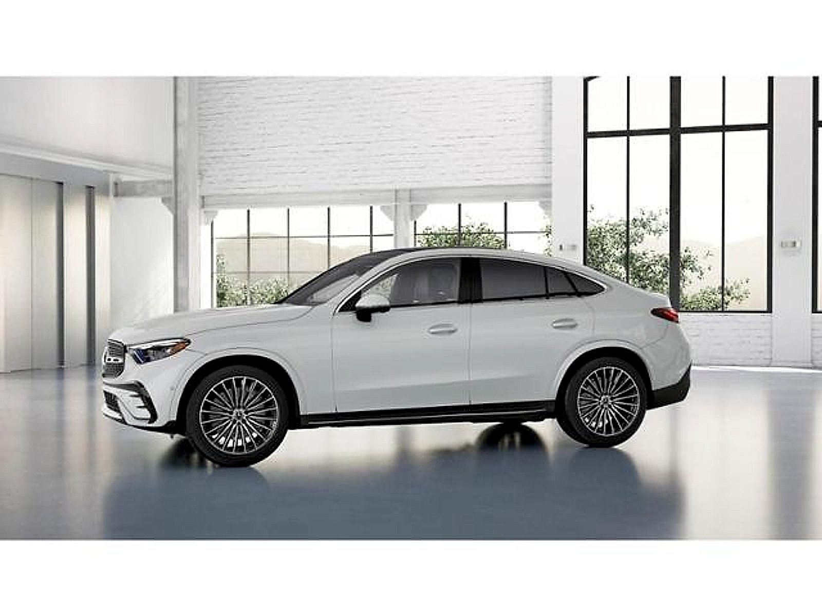 Certified Used 2024 MANUFAKTUR Moonlight White Metallic Mercedes-Benz 4MATIC® image 37