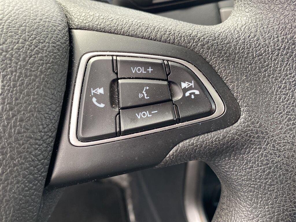Used 2022 Moondust Silver Ford SE image 15