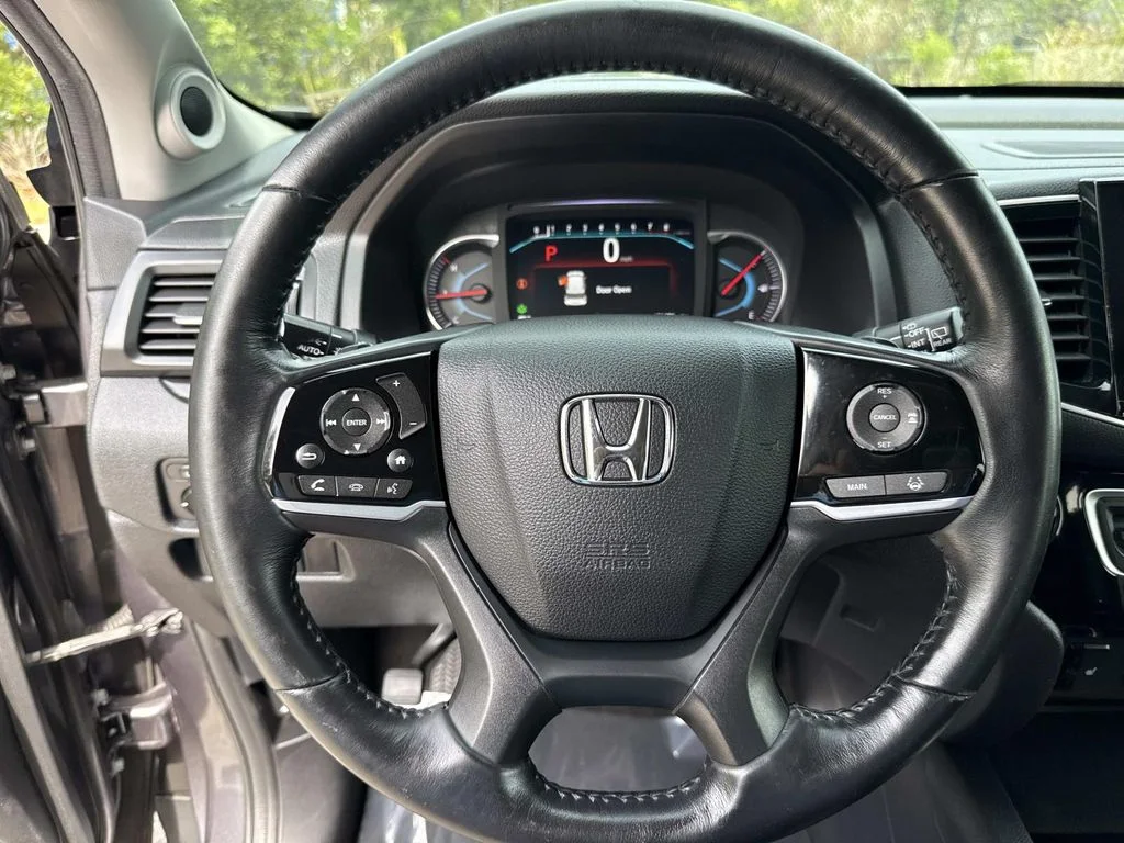 Used 2019  Honda Touring image 45
