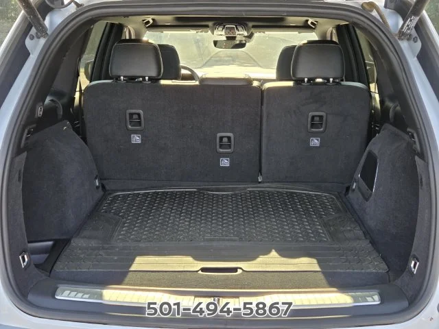 Used 2022 Silver Jeep Overland image 10