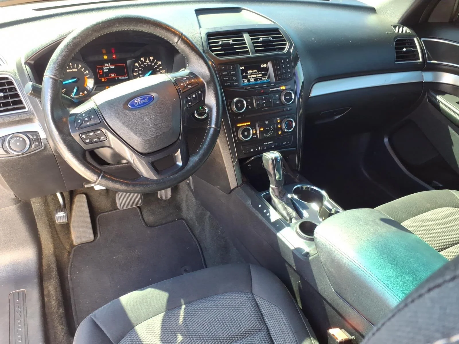 Used 2017 Ingot Silver Ford XLT image 17