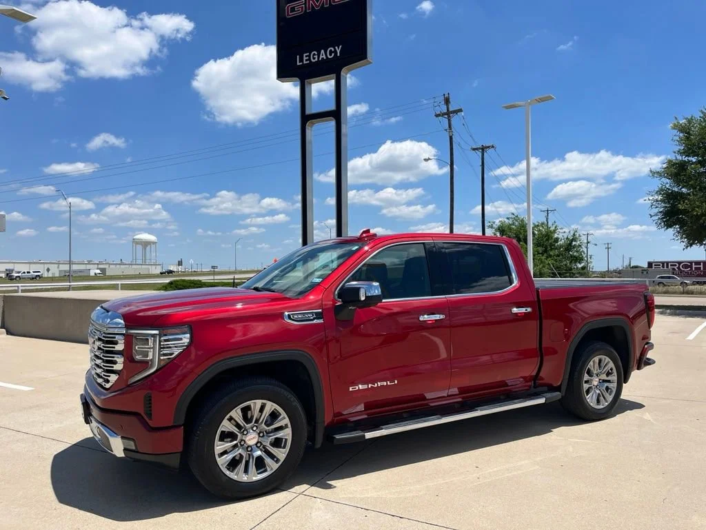 2024 GMC Sierra 2WD Crew Cab Short Box Denali's photo