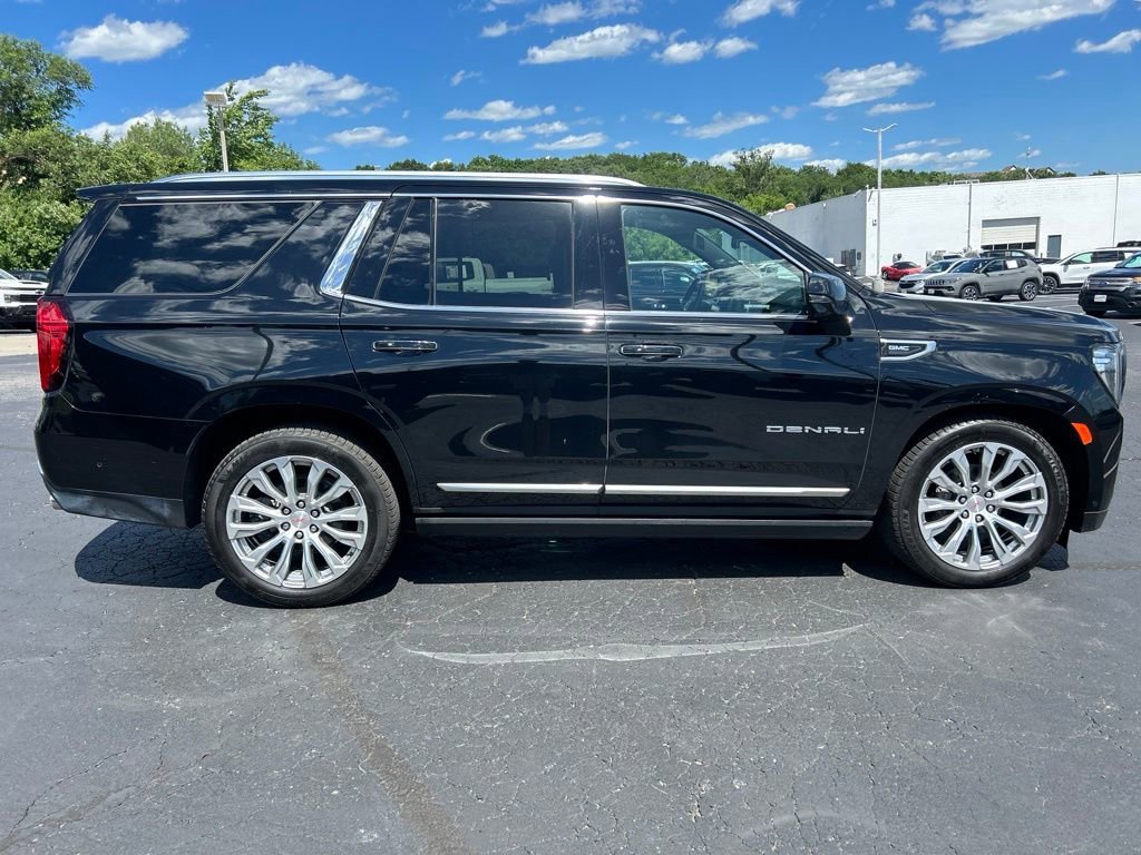 Used 2024 Onyx Black GMC Denali image 3