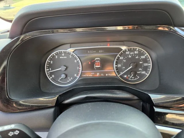 Used 2025 Gray Nissan SV image 33