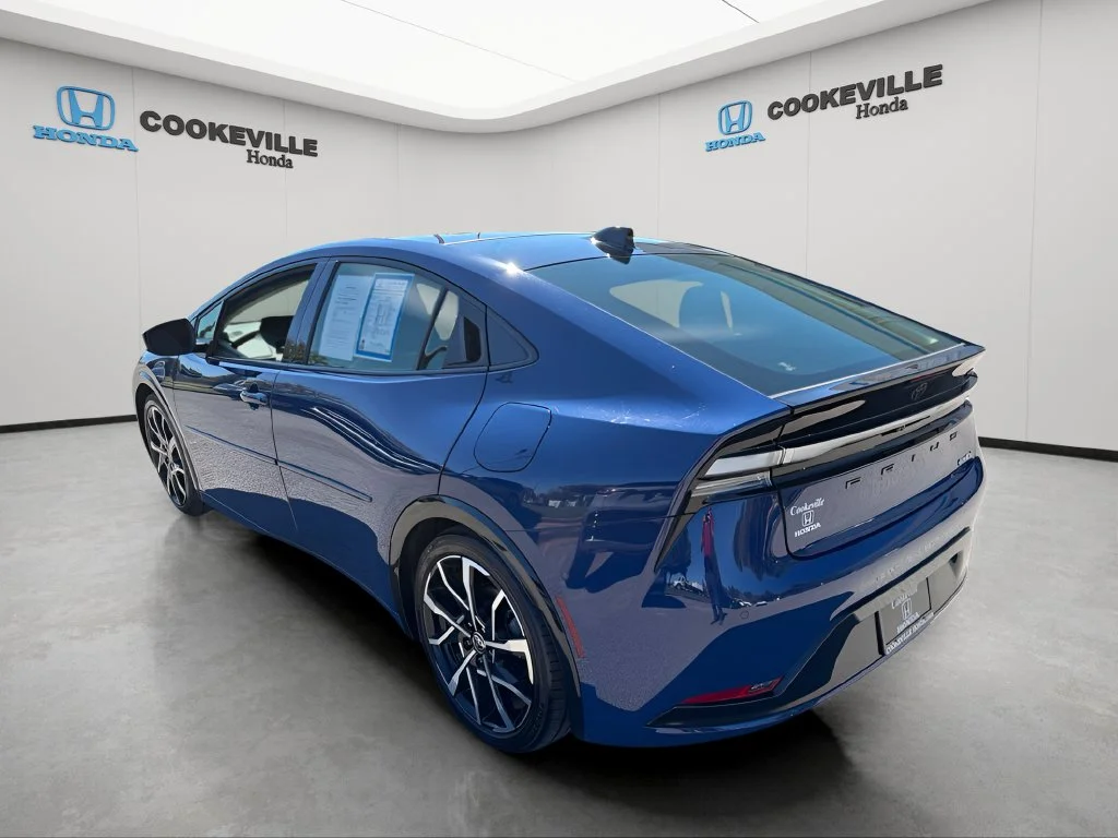 Used 2025 Reservoir Blue Toyota XSE Premium image 8