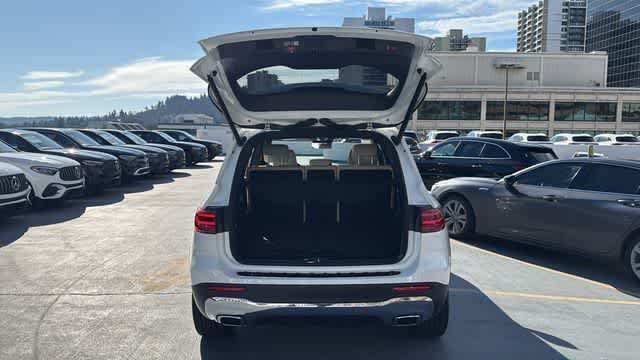 Certified Used 2025 Polar White Mercedes-Benz GLB 250 image 7