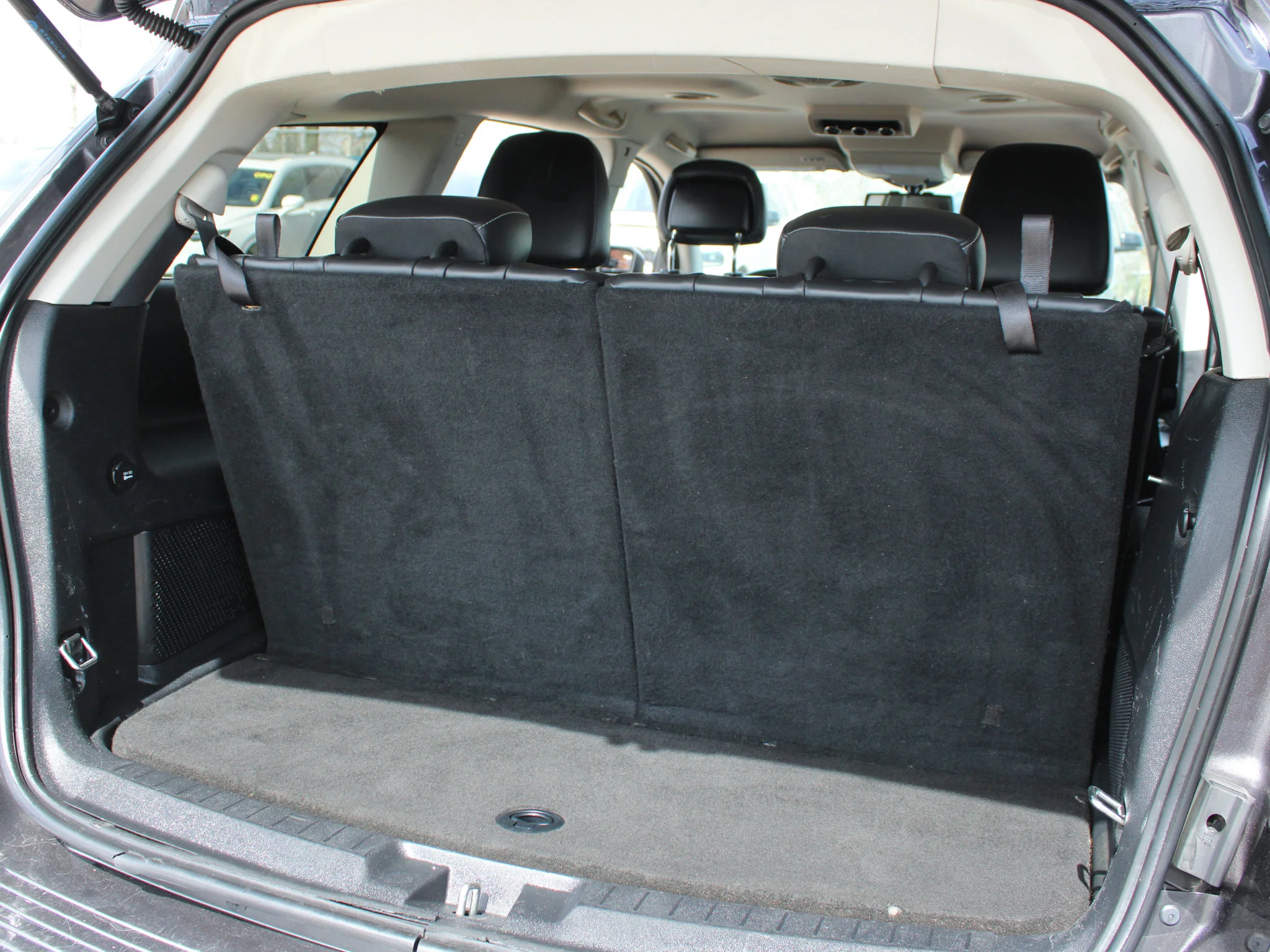 Used 2017 Grey Dodge Crossroad * No Accidents | Heated Seats | V6 | Remote Start | Alpine image 17