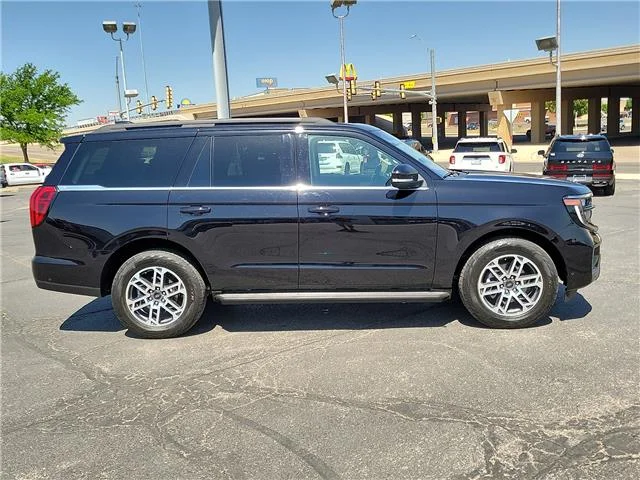 Used 2025 Agate Black Metallic Ford Active 4x4 image 5