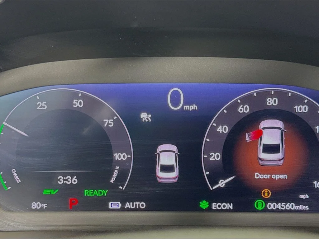Certified Used 2025 Platinum Honda EX-L image 14