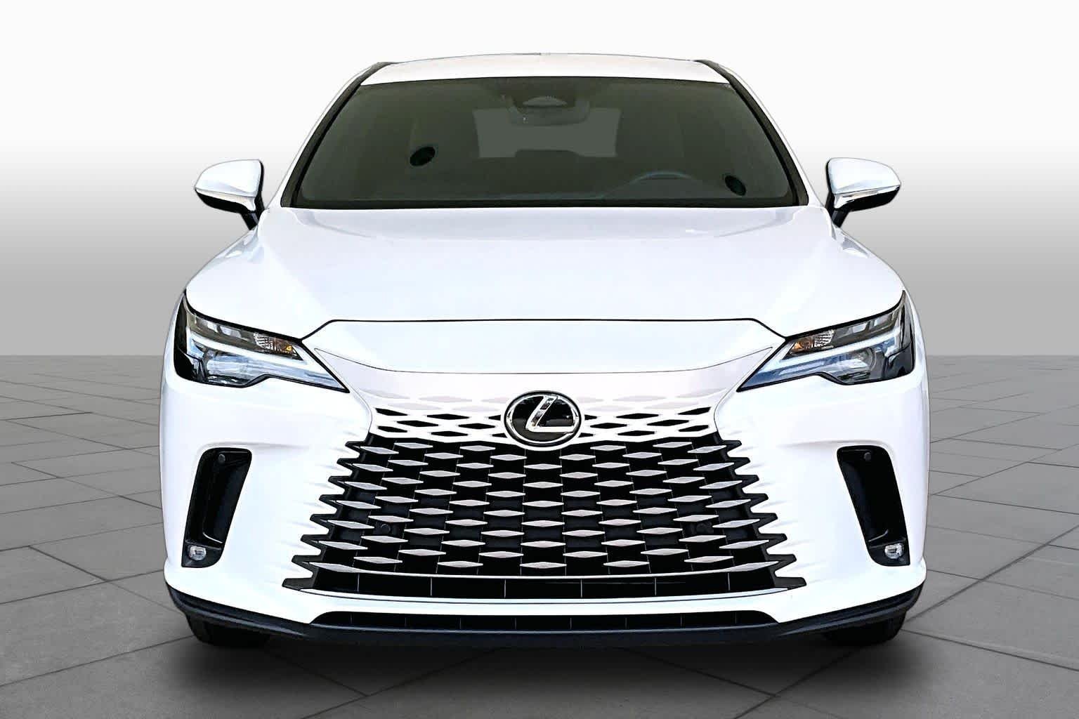 Used 2024 Eminent White Pearl Lexus  image 4