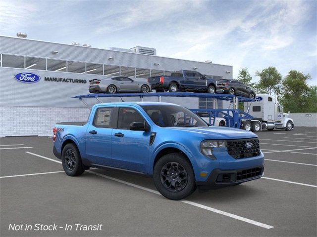 2025 Ford Maverick XLT photo 2