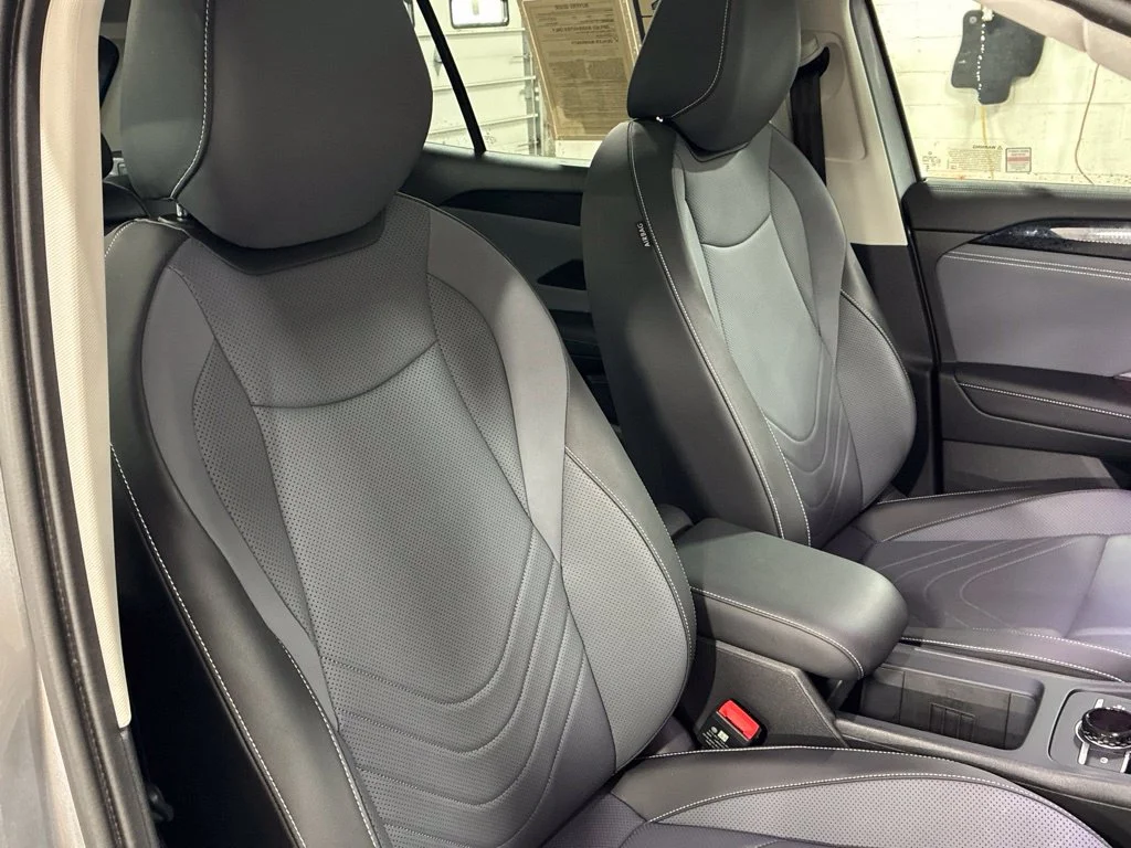 Used 2026 Silver Volkswagen SE image 53