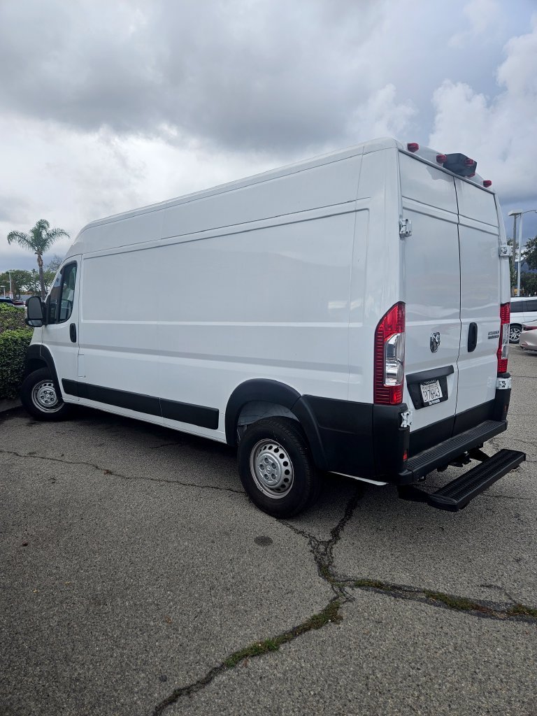 Used 2025 White Ram High Roof image 2