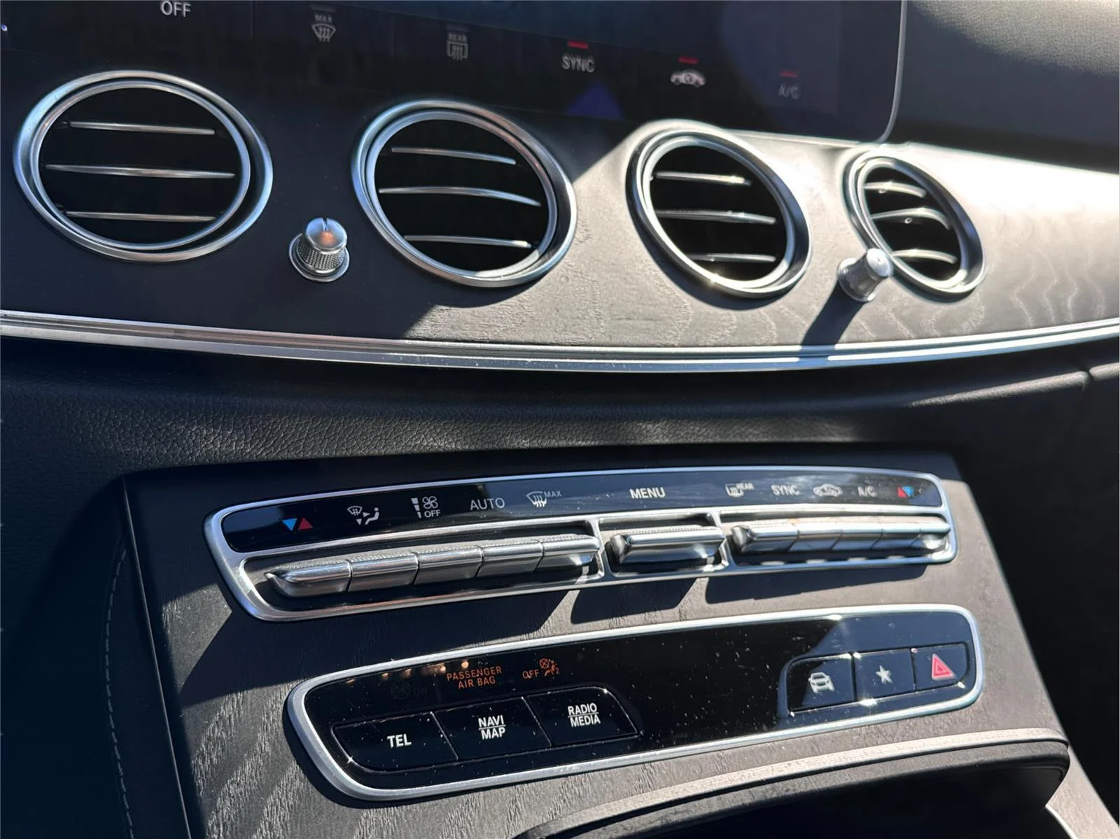 Used 2022 Polar White Mercedes-Benz E 350 image 14