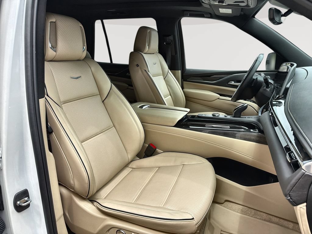 2024 Cadillac Escalade Premium Luxury - Photo 27
