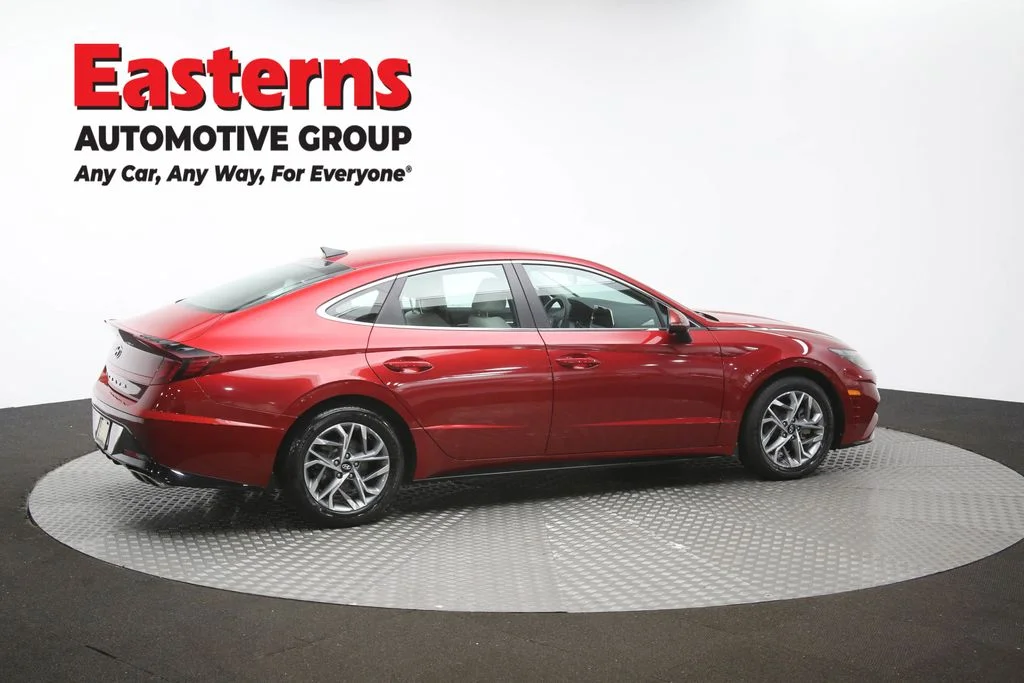 Used 2023 Red Hyundai SEL image 42