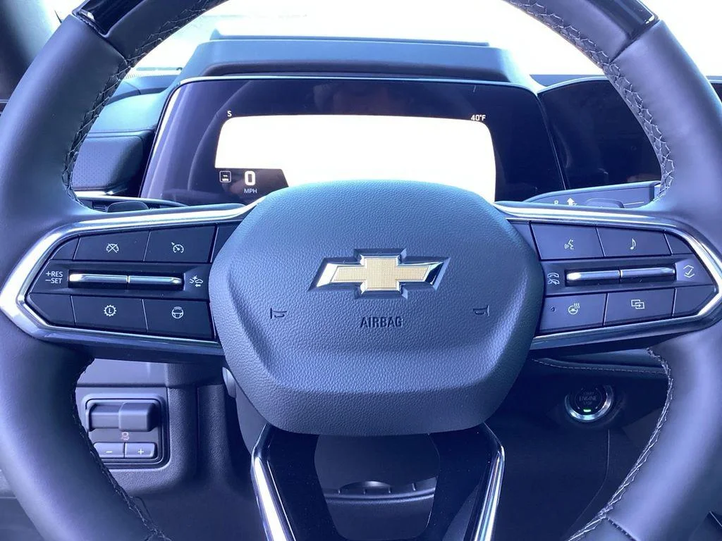 New 2026 Polar White Tricoat Chevrolet High Country image 10