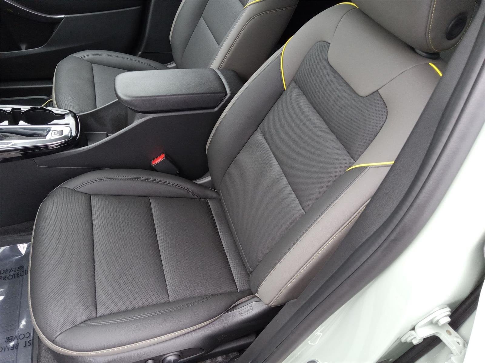 2026 Chevrolet Trax Activ - Photo 10