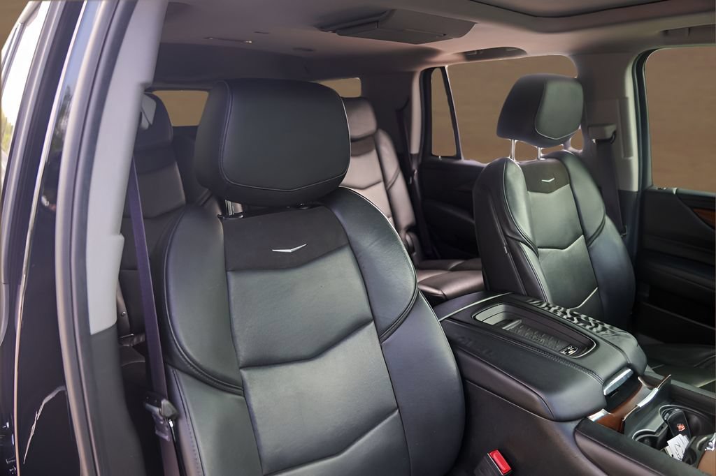 Used 2016 BLACK RAVEN Cadillac Premium Collection image 32
