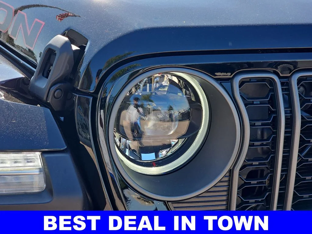 New 2026 Black Clear-Coat Exterior Paint Jeep Rubicon X image 19
