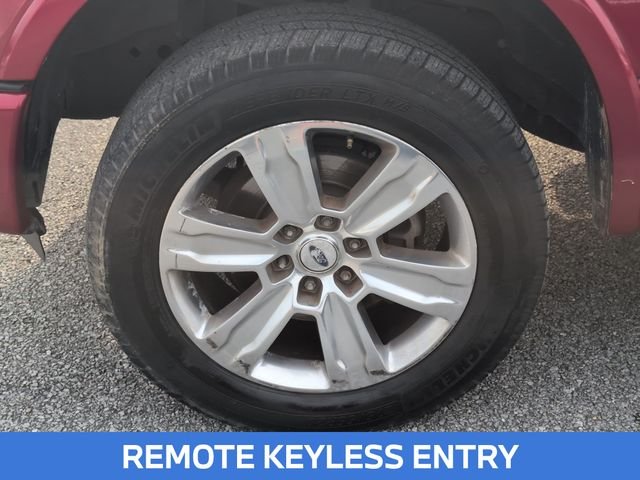 Used 2015 Red Ford Lariat image 11