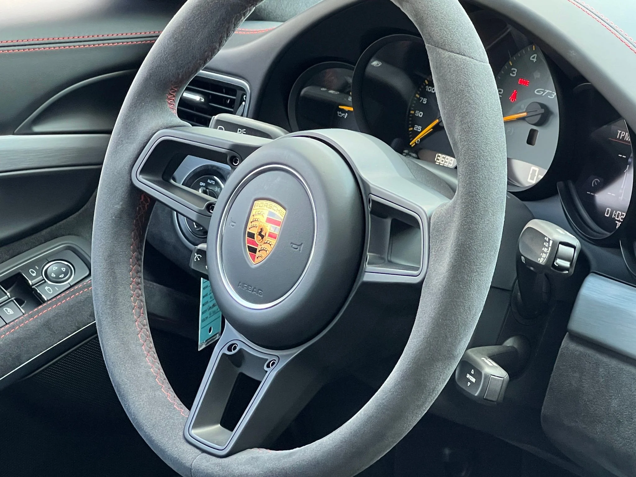Used 2018 Silver Porsche GT3 image 21