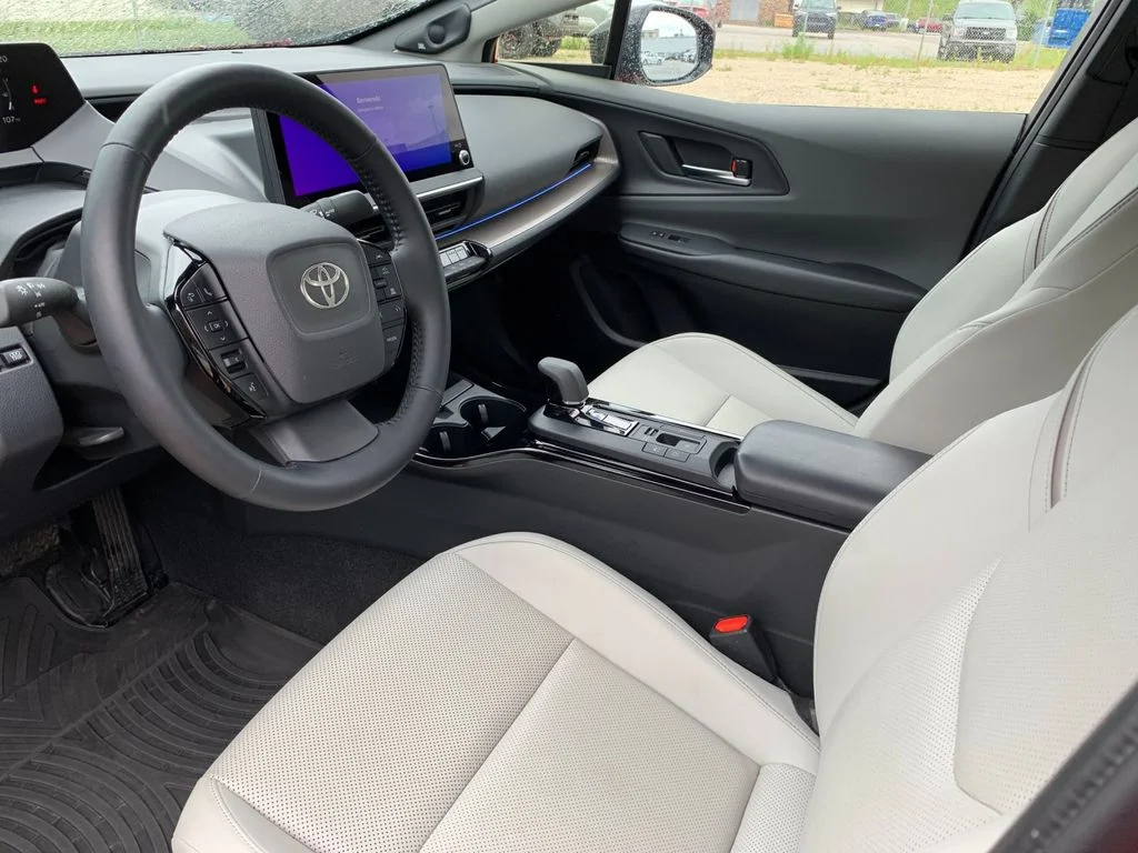 Used 2025 Red Toyota Limited image 11