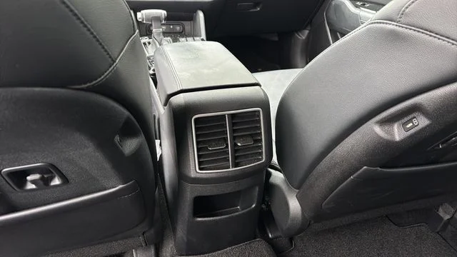 Used 2025 White Kia EX image 20