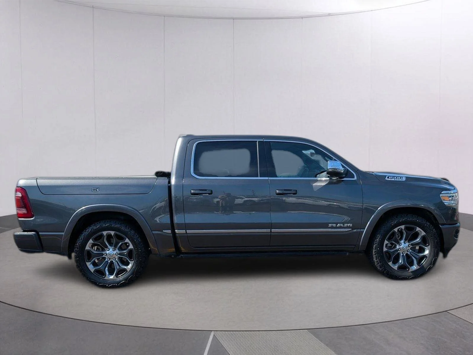 Used 2023 Granite Crystal Metallic Clearcoat Ram Limited image 6