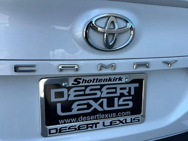 Used 2021 Wind Chill Pearl Toyota XSE V6 image 18