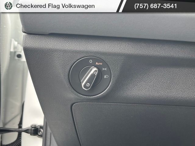 2026 Volkswagen Jetta SE - Photo 31