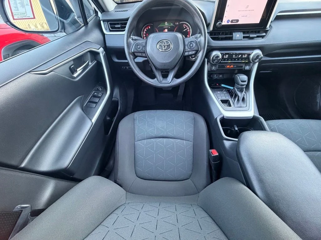 Used 2025 White Toyota XLE image 10