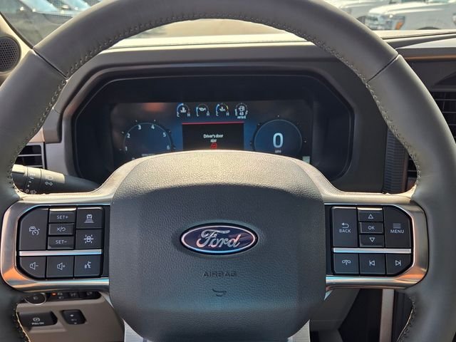 New 2026 Star White Metallic Tri-Coat Ford Platinum image 25