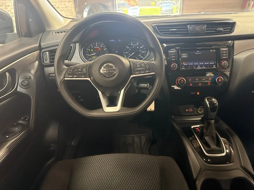 Used 2020 Black Nissan S image 15