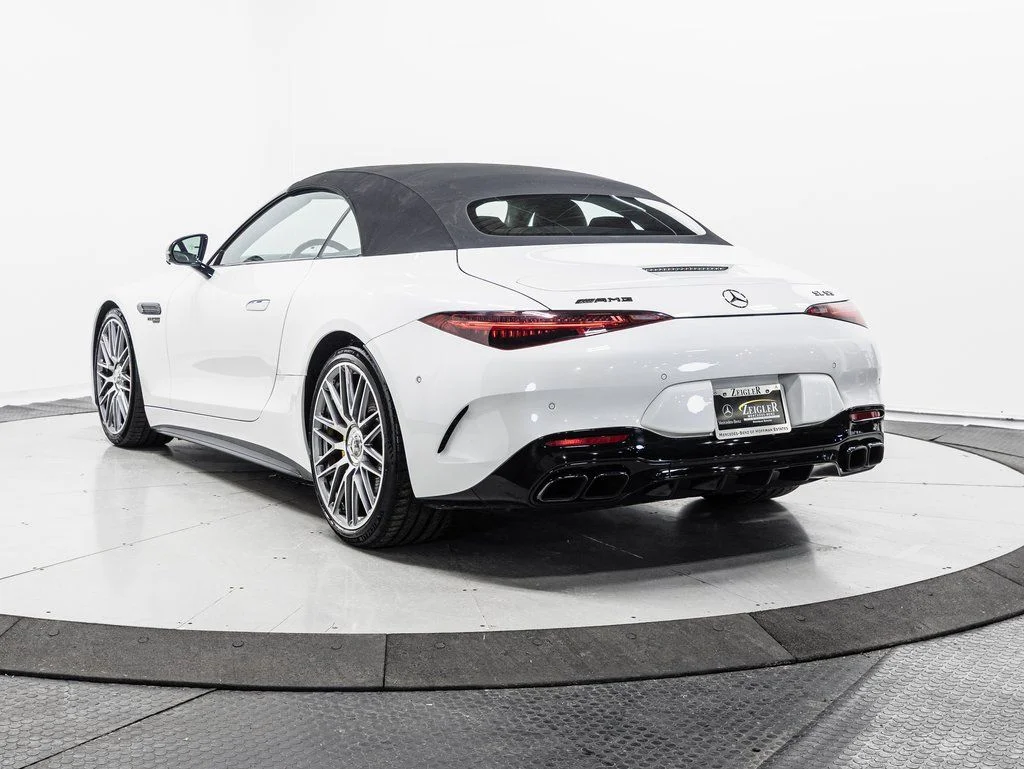 Used 2022 MANUFAKTUR Moonlight White Metallic Mercedes-Benz SL 55 AMG® image 31
