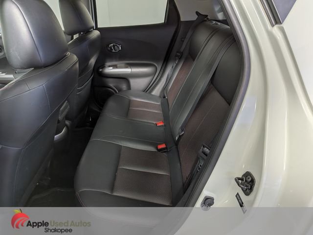 Used 2012 White Nissan SL image 32