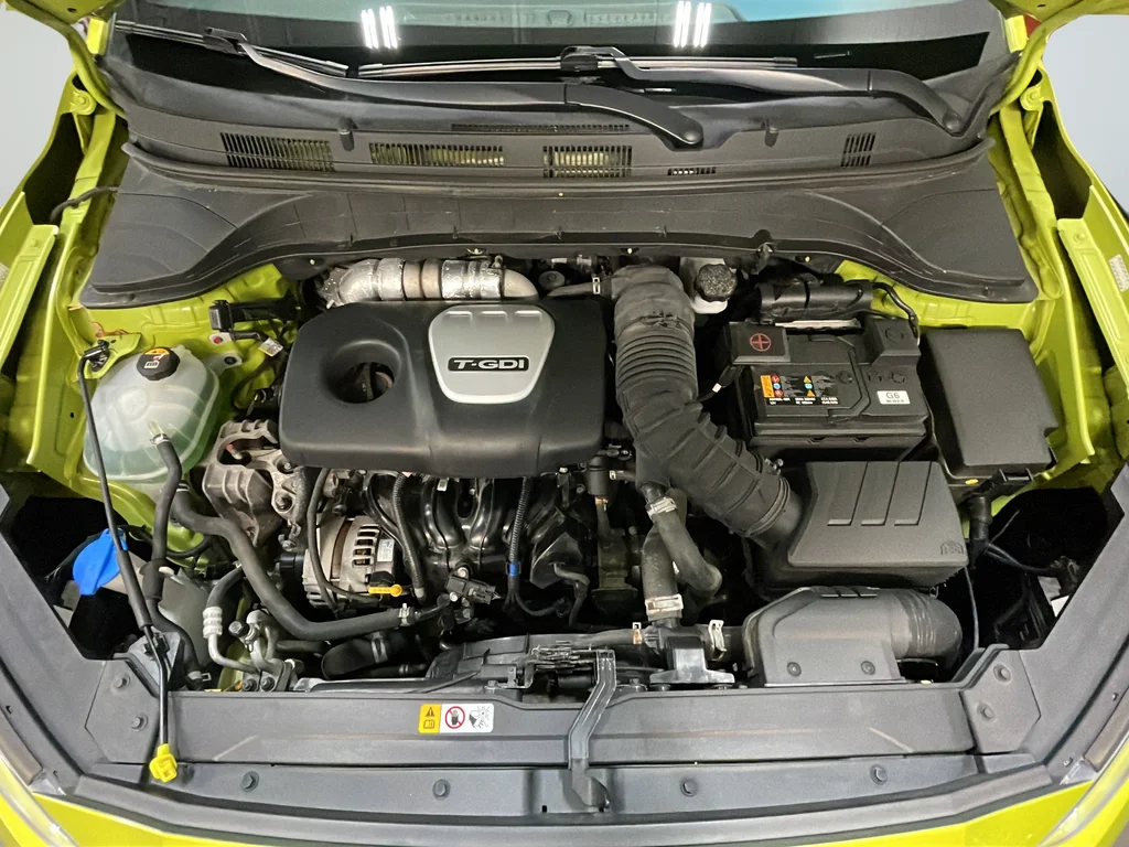 Used 2018 Green Hyundai Limited image 42