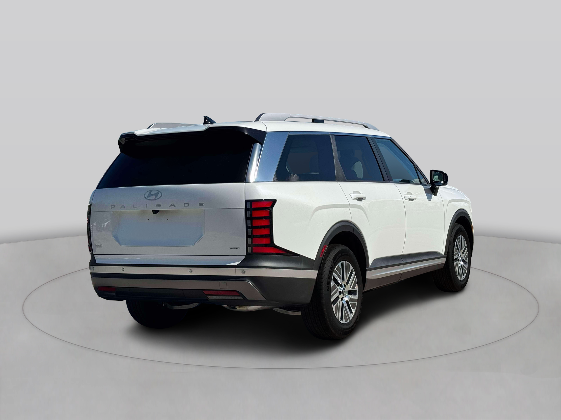 New 2027 White Hyundai SEL 7P image 7