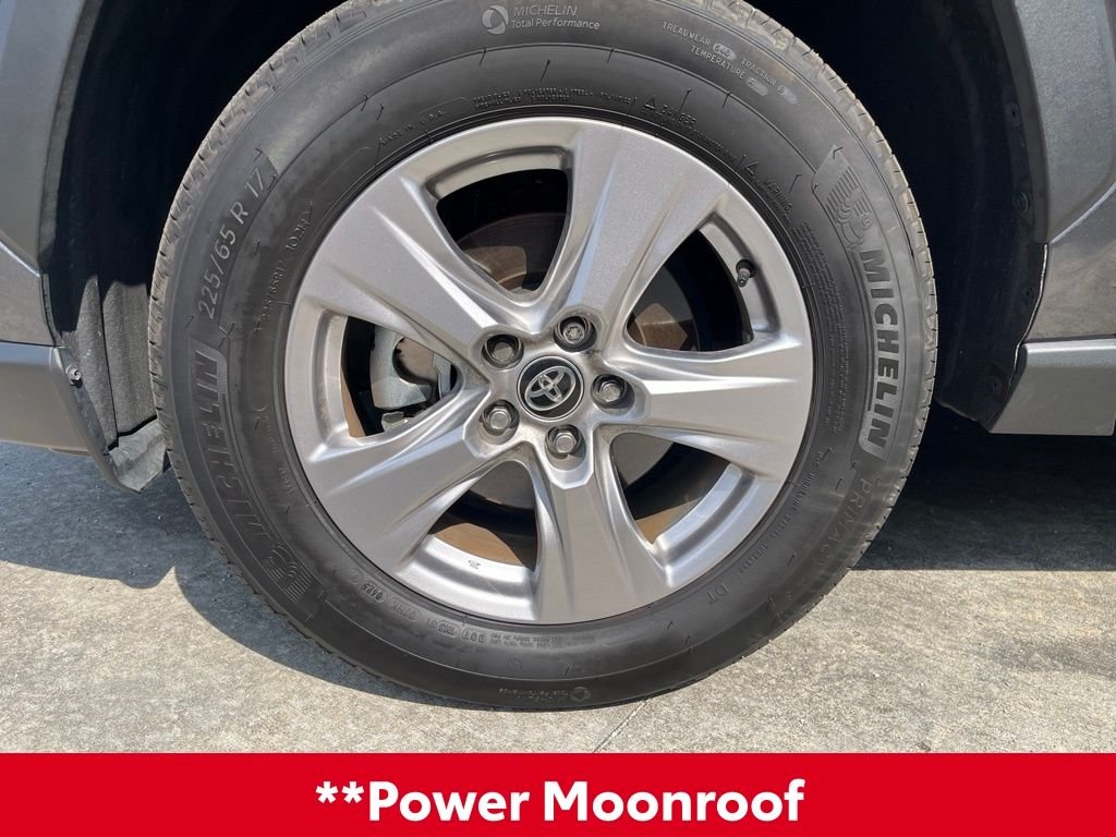 Used 2025 Gray Toyota XLE image 4