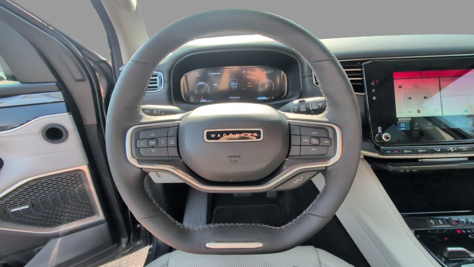 Used 2023 River Rock Jeep Base image 29
