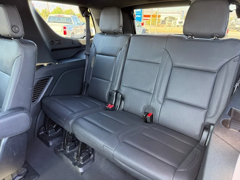 Used 2024 Summit White Chevrolet Z71 image 22