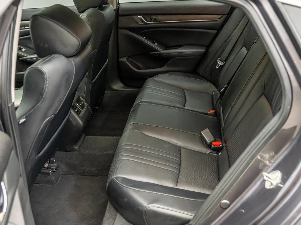 Used 2018 Gray Honda Touring image 42
