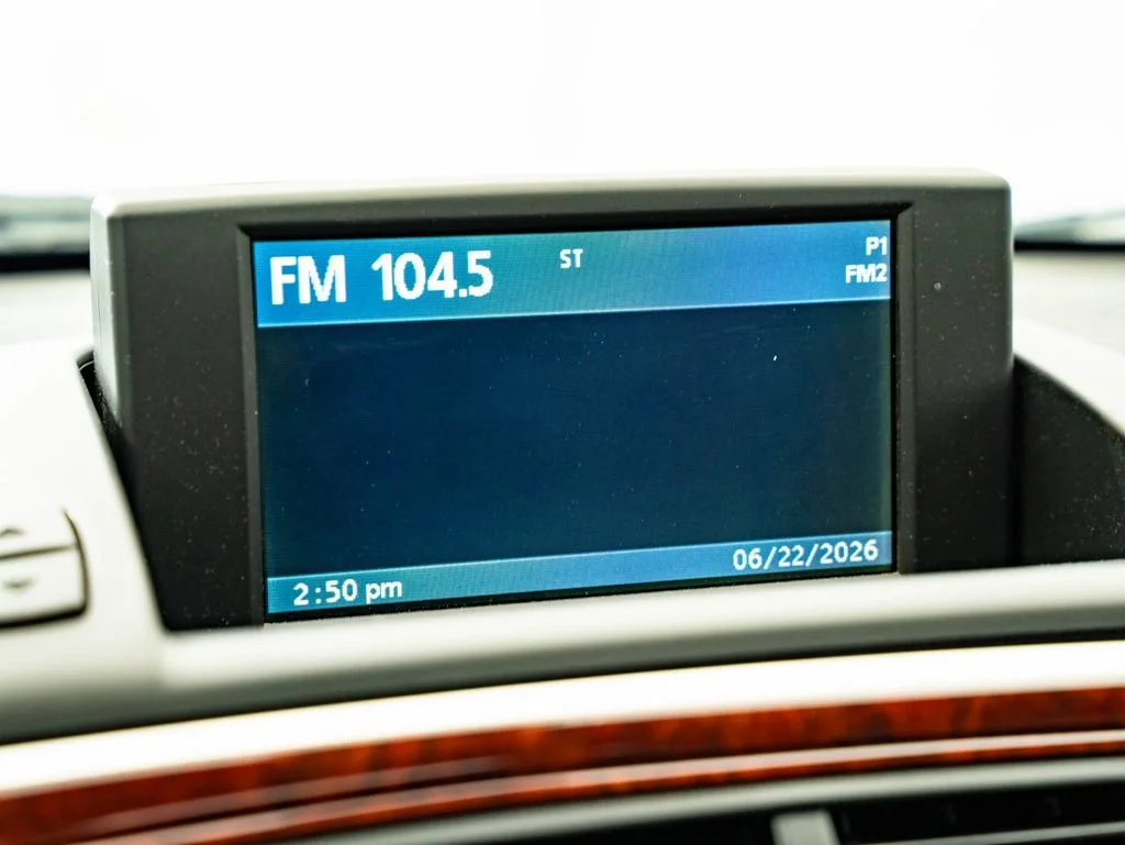 Used 2006 Jet Black BMW 3.0si image 29