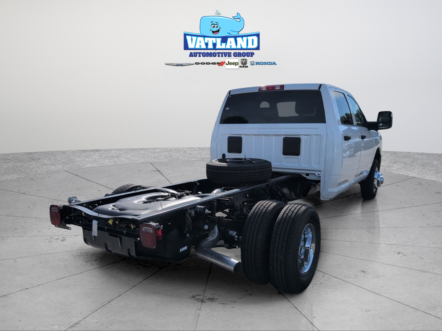 2026 RAM 3500 Chassis Tradesman - Photo 8