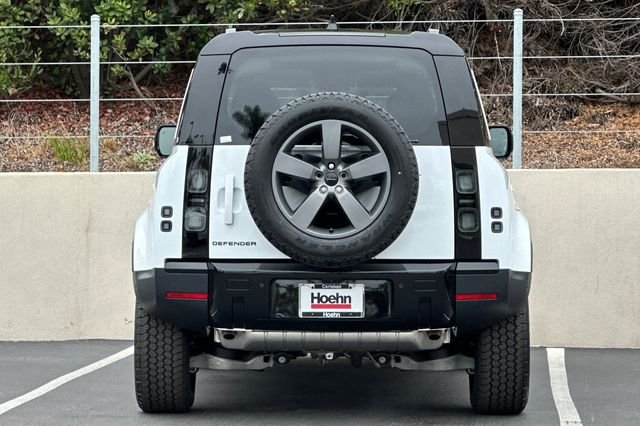 New 2026 Fuji White Land Rover S image 4