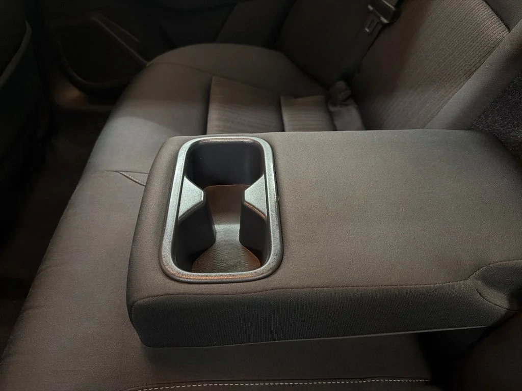 Used 2025 Gun Metallic Nissan 2.5 SV image 18