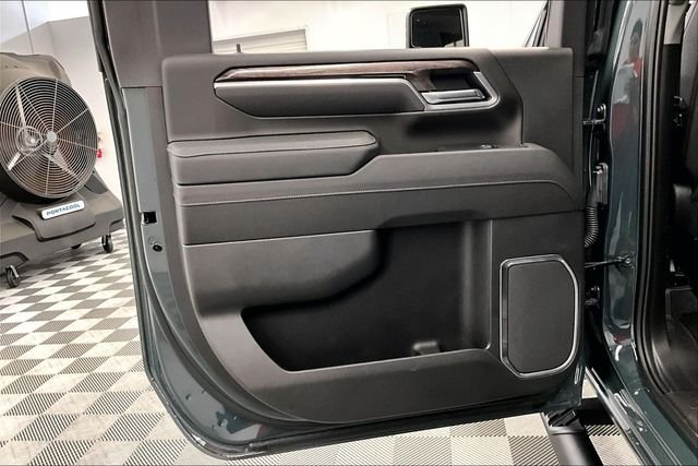 2025 Chevrolet Silverado 2500HD LTZ - Photo 23