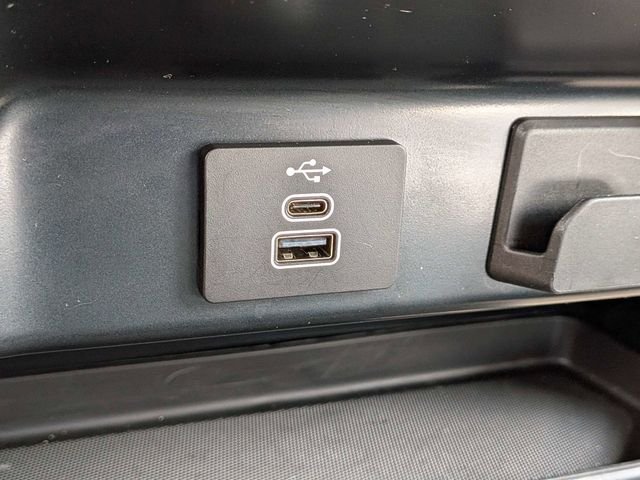 Used 2025 White Ford XLT image 22