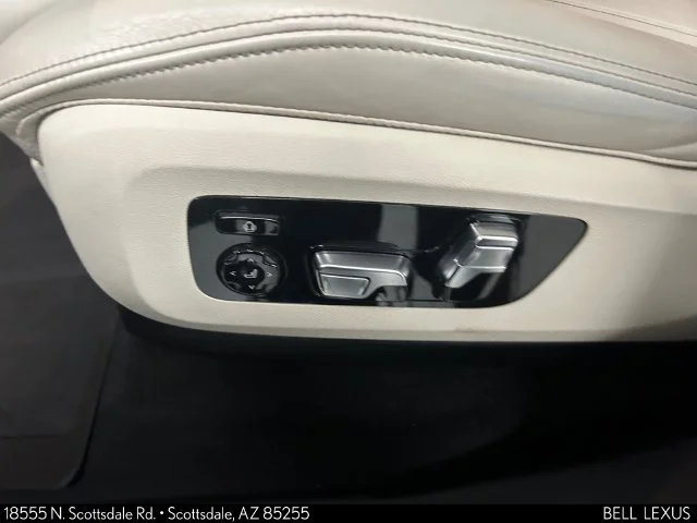 Used 2022 Green BMW xDrive45e image 23