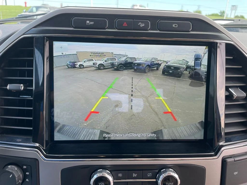 Used 2022 Red Metallic Ford Lariat image 20
